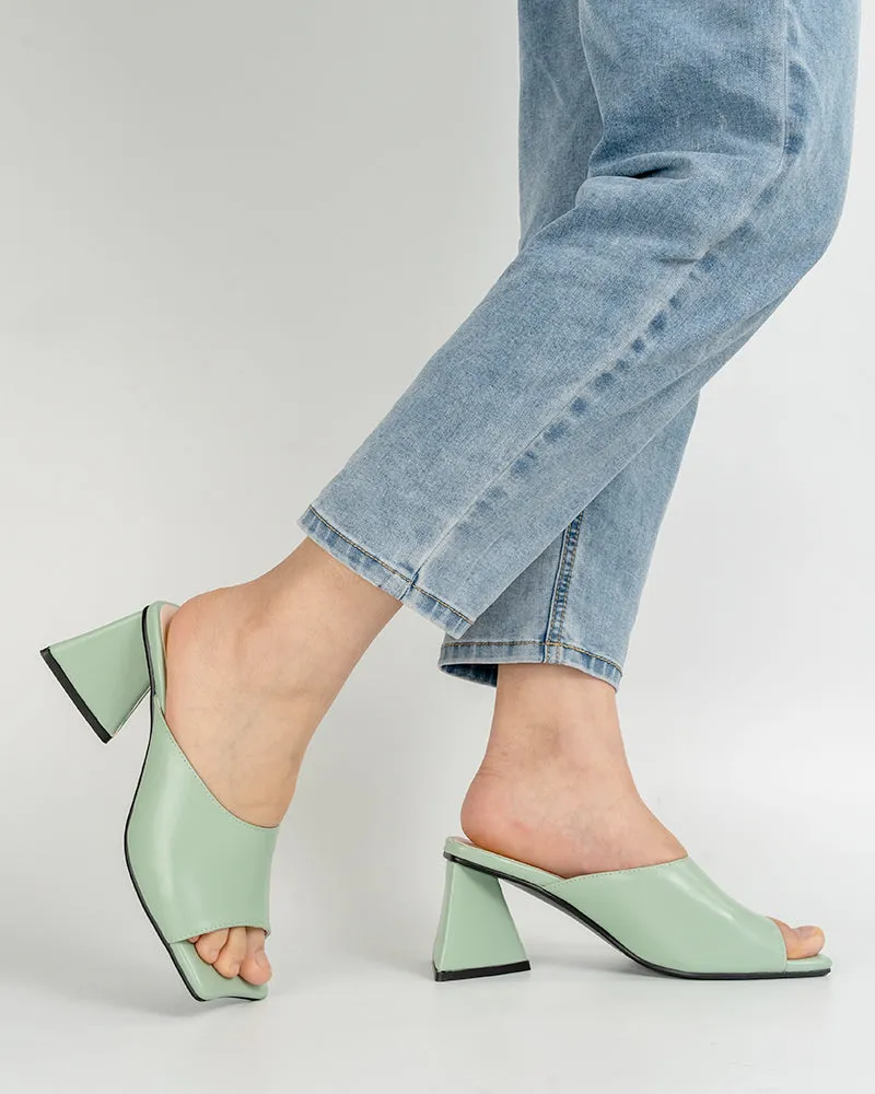 Minimalist Solid Color Chunky Heel Sandals