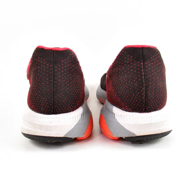 NIKE Dynamic Fit
