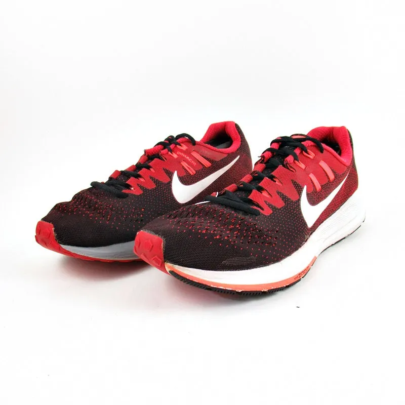 NIKE Dynamic Fit