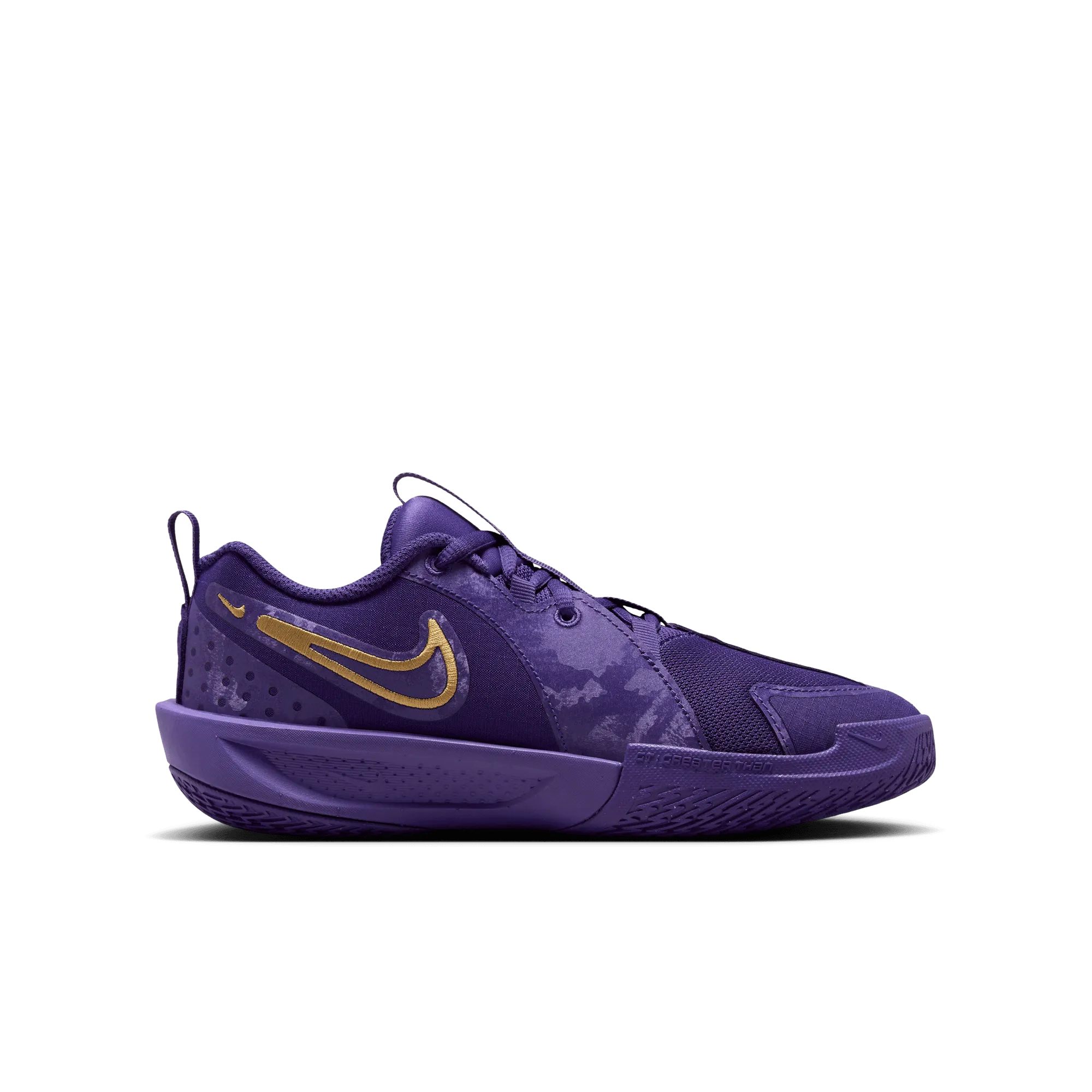 NIKE G.T. CUT 3 BIG KIDS' BASKETBALL SHOES