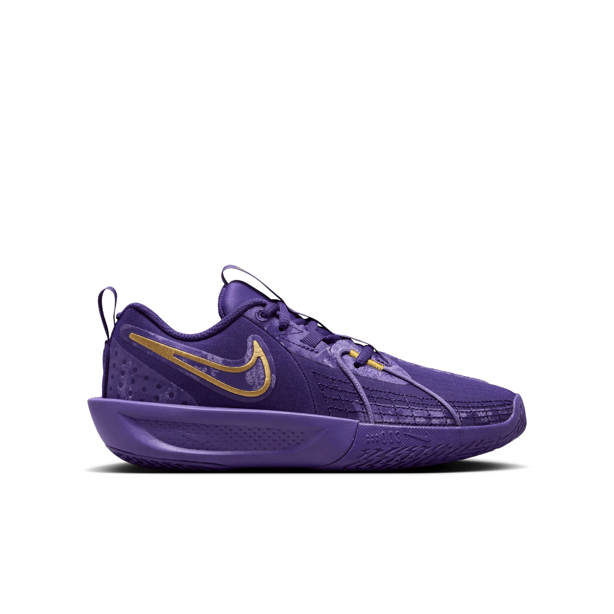 NIKE G.T. CUT 3 BIG KIDS' BASKETBALL SHOES
