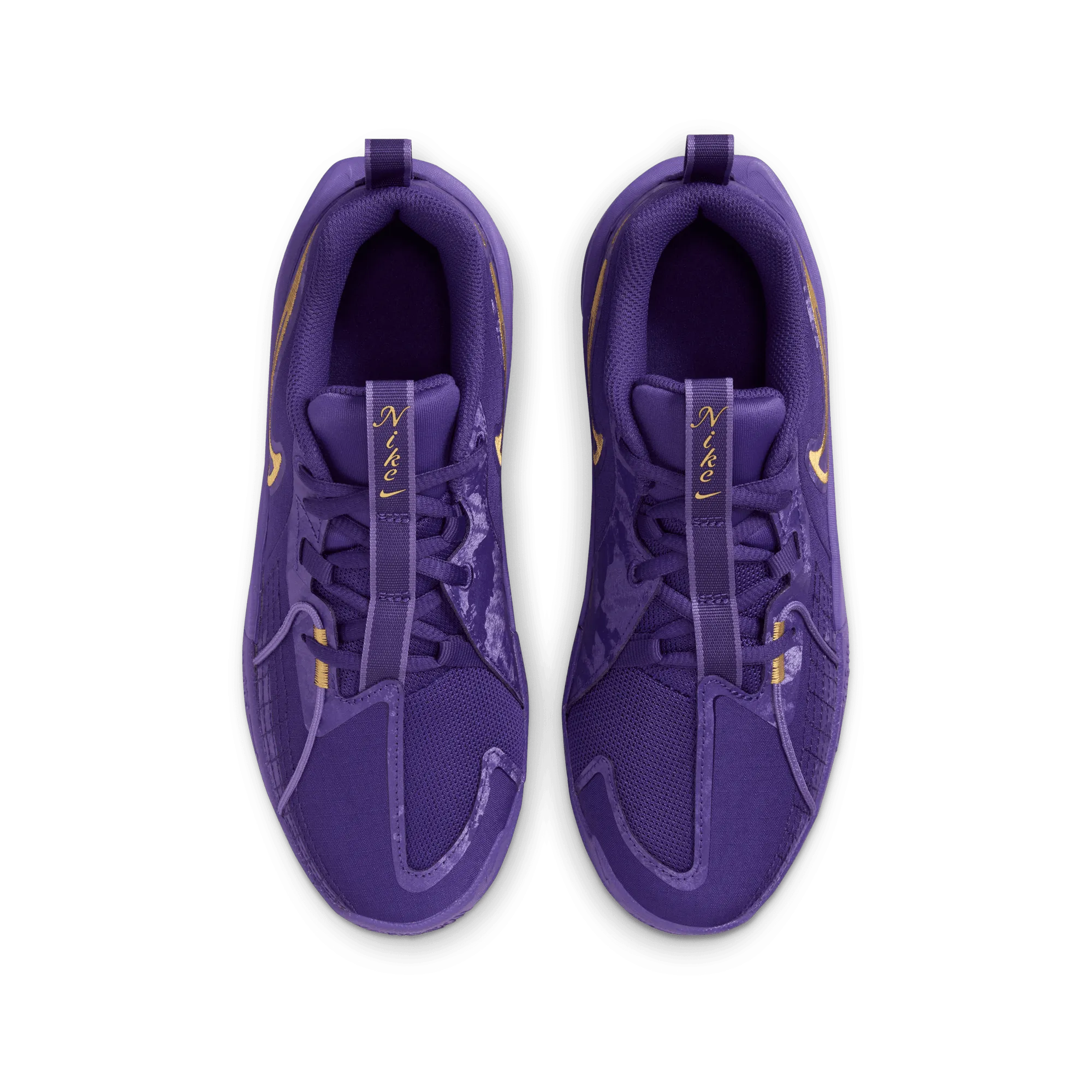 NIKE G.T. CUT 3 BIG KIDS' BASKETBALL SHOES