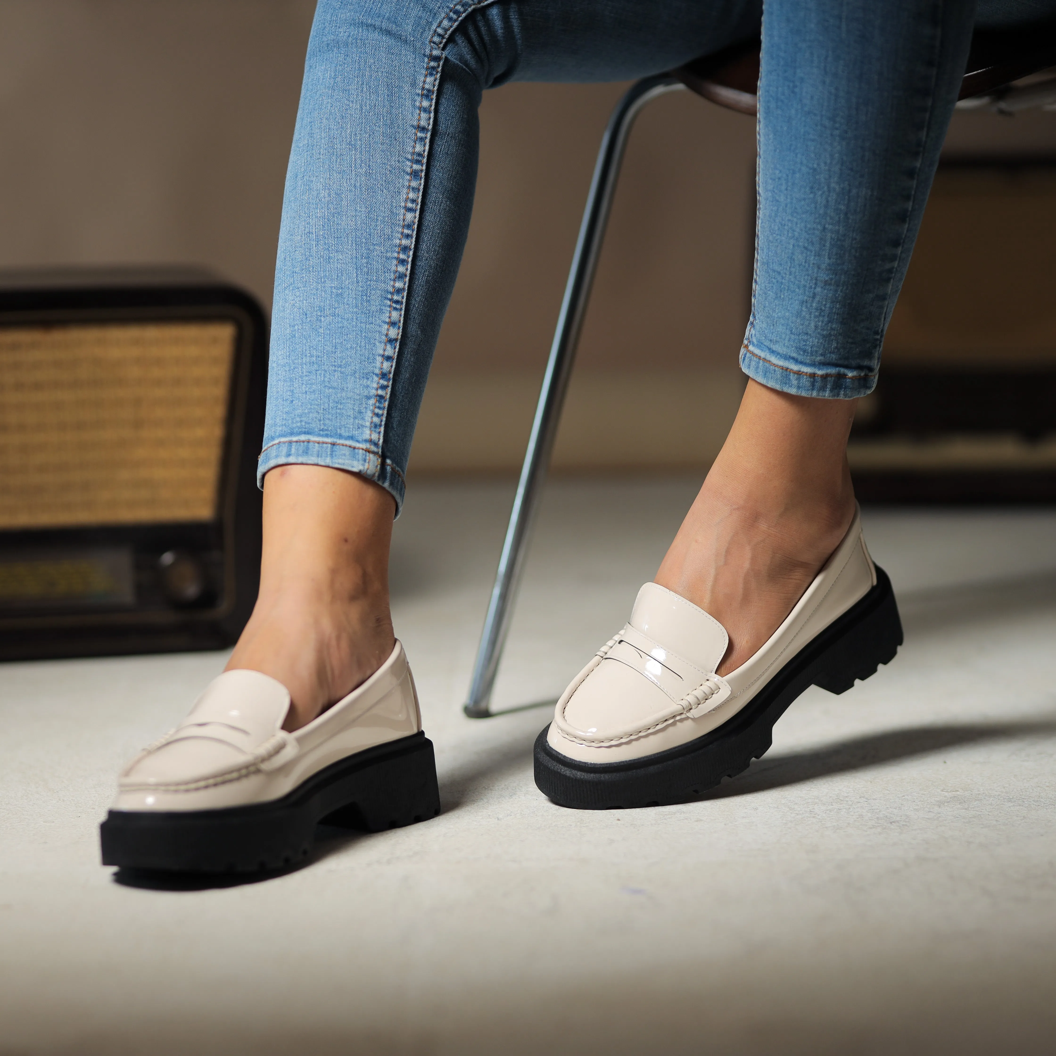 Quality Verne Leather Chunky Loafers - Beige