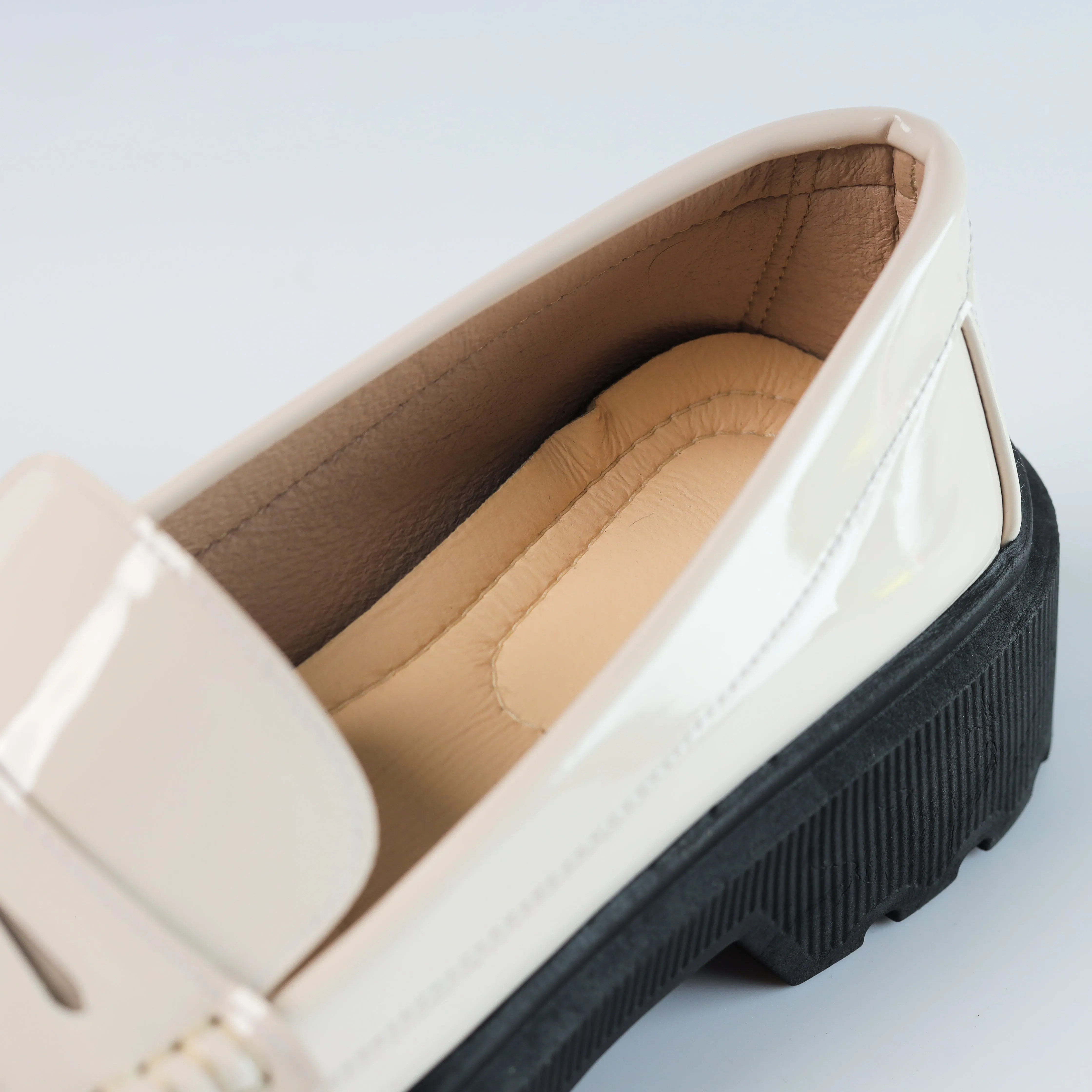 Quality Verne Leather Chunky Loafers - Beige