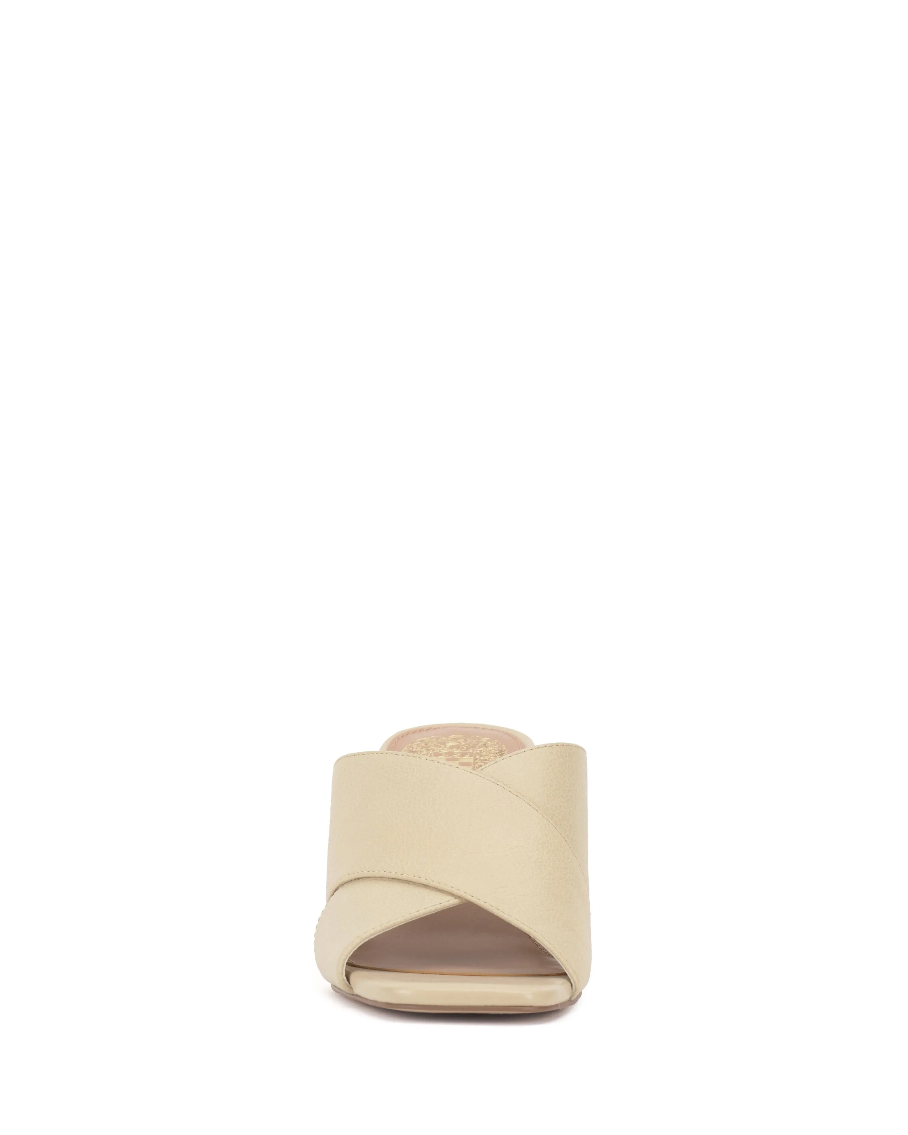 Vince Camuto Women's Hemila Nude M